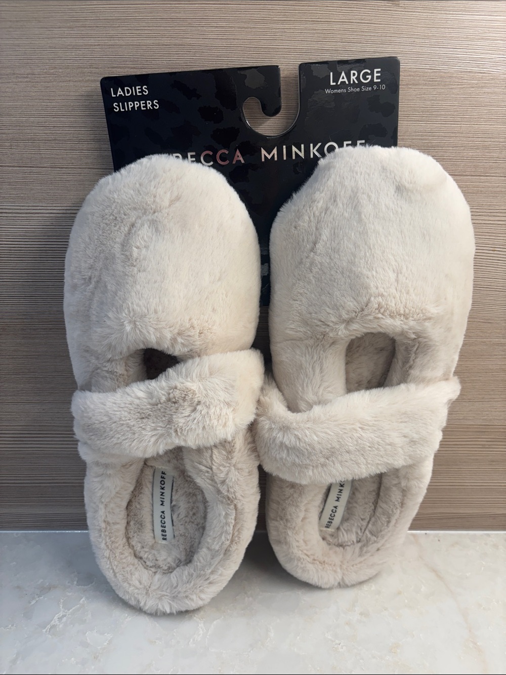 NWT Rebecca Minkoff Plush Faux Fur Cream Women's Slip-On Slippers- L (9/10)